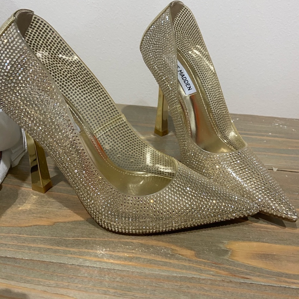 Steve Madden Sparkling Gold Heels